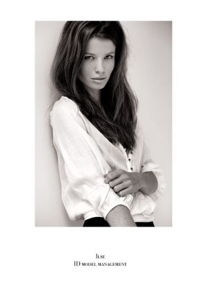 portfolio-shoot-ilse-id-model-management-1.jpg